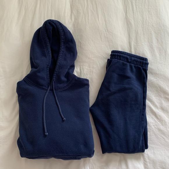Aritzia Other - Aritzia Sweatsuit in Navy